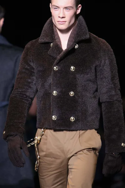 Look 105